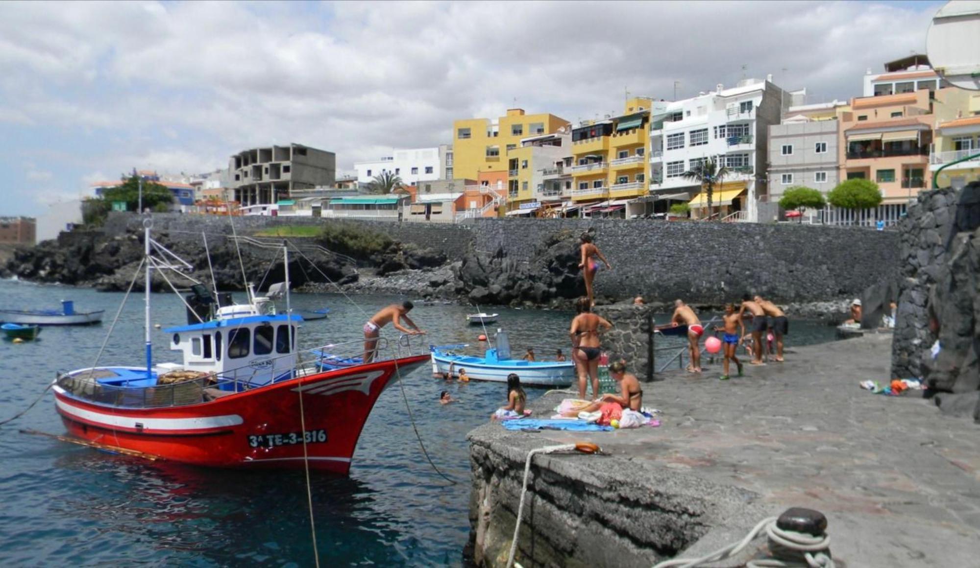 B&B Paraiso Tenerife Super Economy Rooms Airport Los Abrigos Luaran gambar