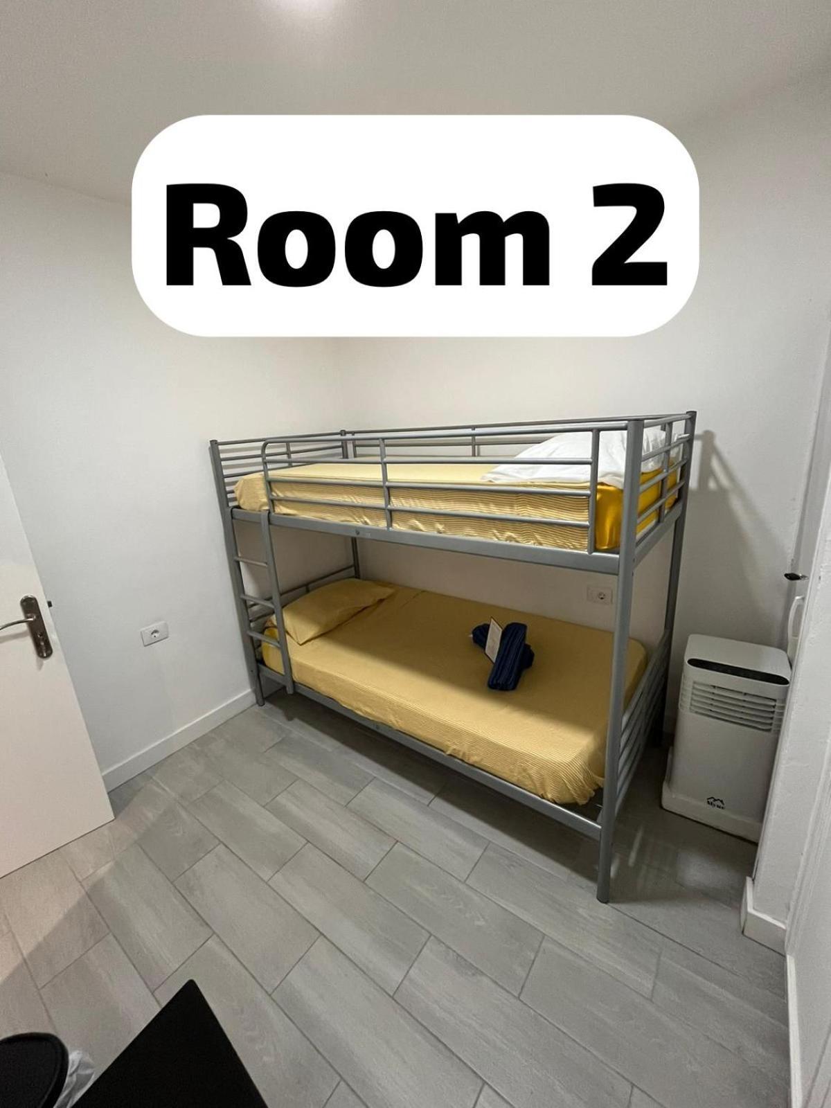 B&B Paraiso Tenerife Super Economy Rooms Airport Los Abrigos Luaran gambar